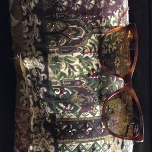 Chanel cat eye sunnies Last and FINAL price!